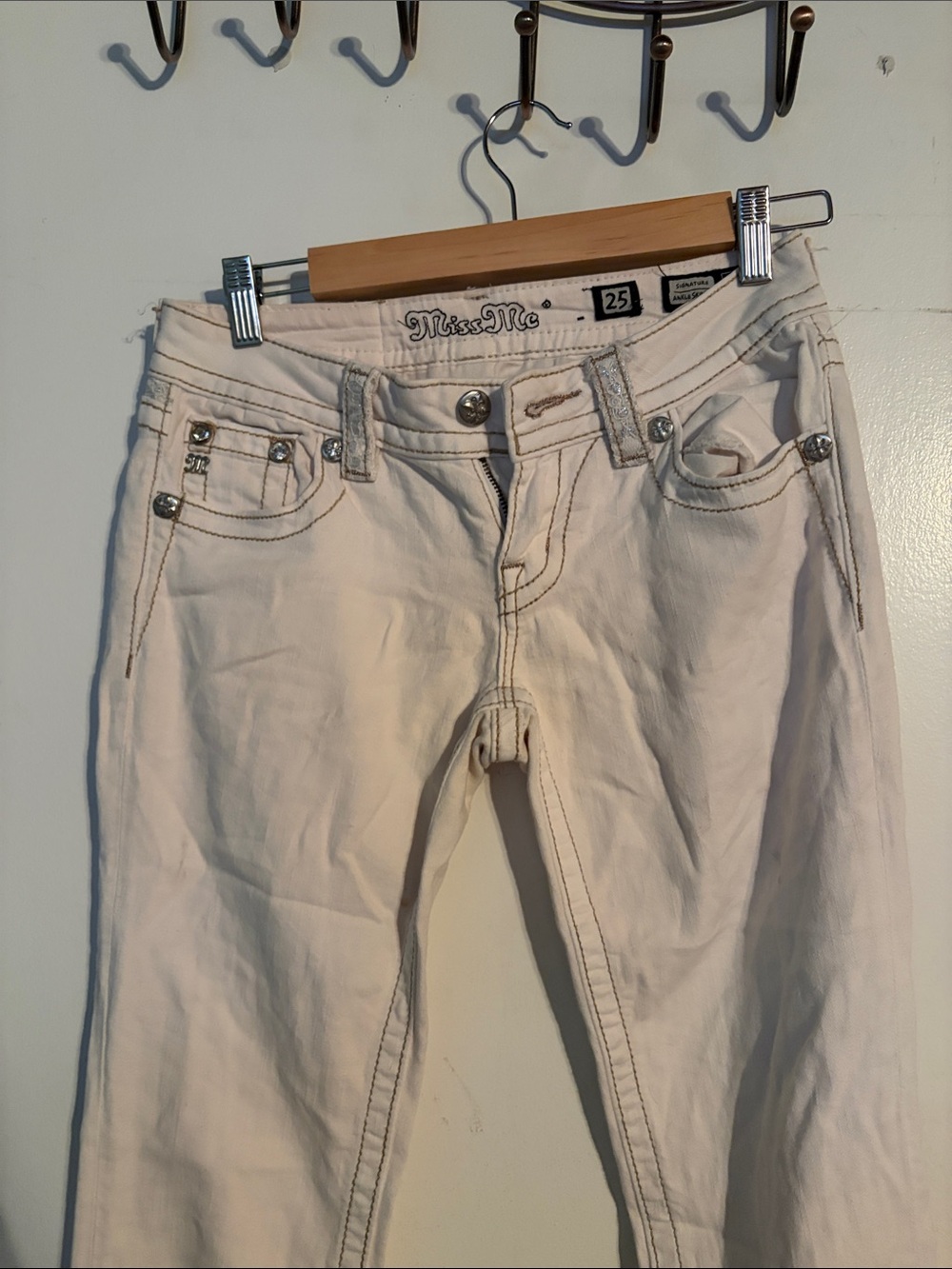 Miss Me Cream Skinny Low-Rise Jeans